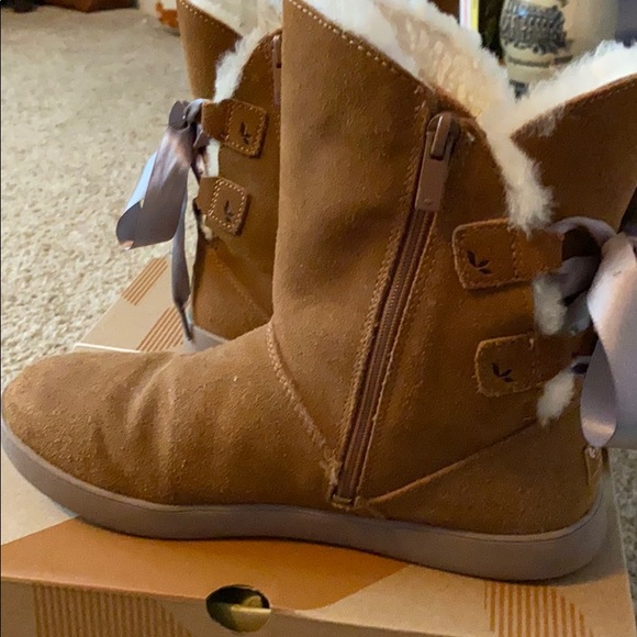 Koolaburra by Ugg Women’s Shazi Short - Picture 6 of 8